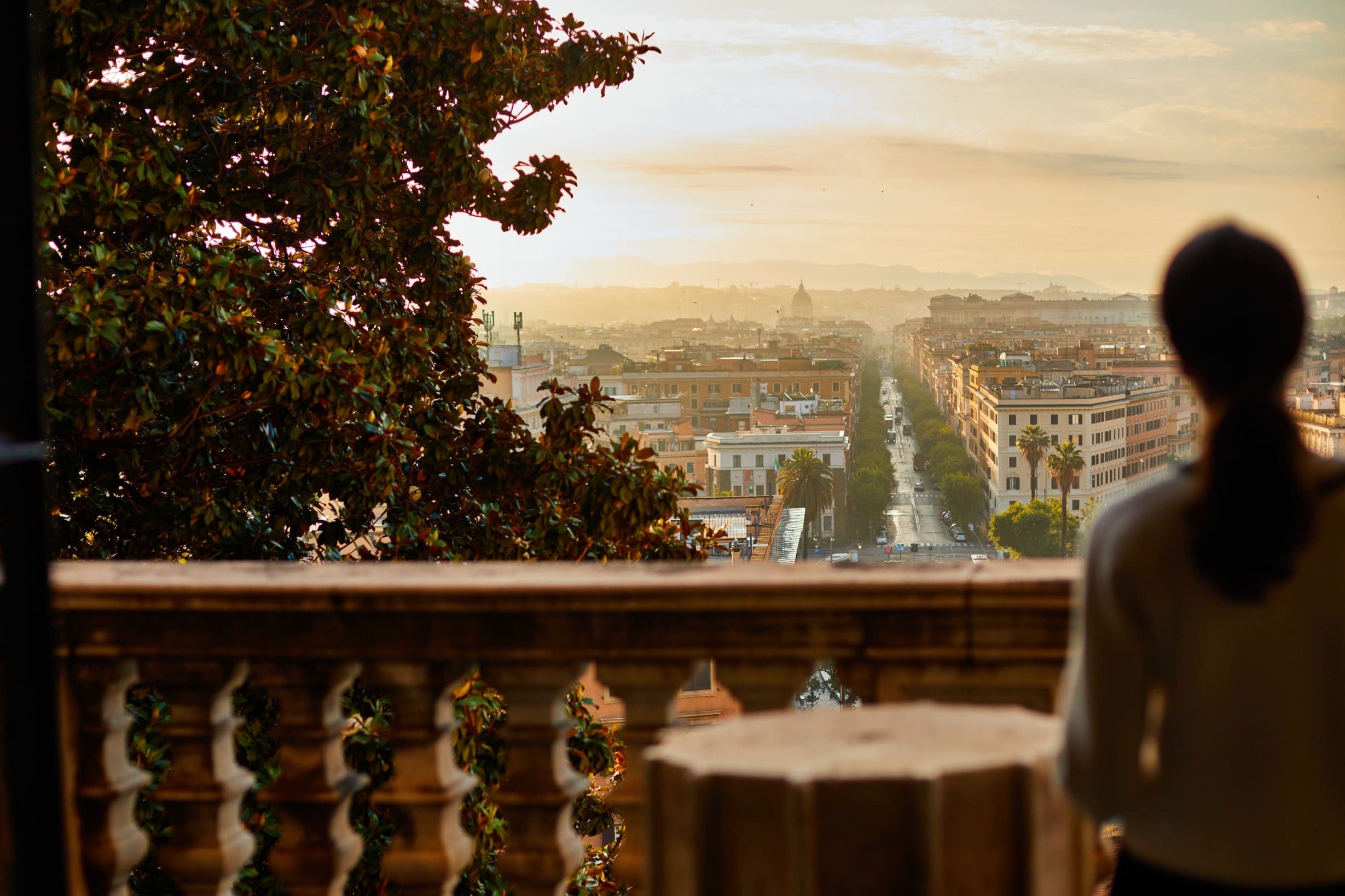 Roman Tours with Hotel de la Ville