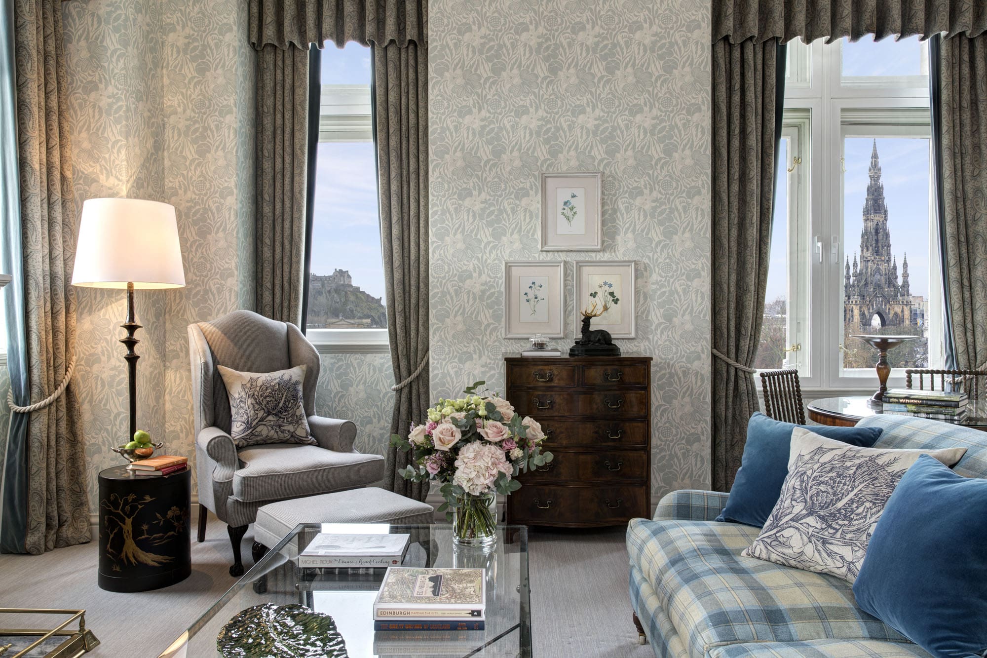 castle-view-suite-5-star-hotel-the-balmoral-edinburgh