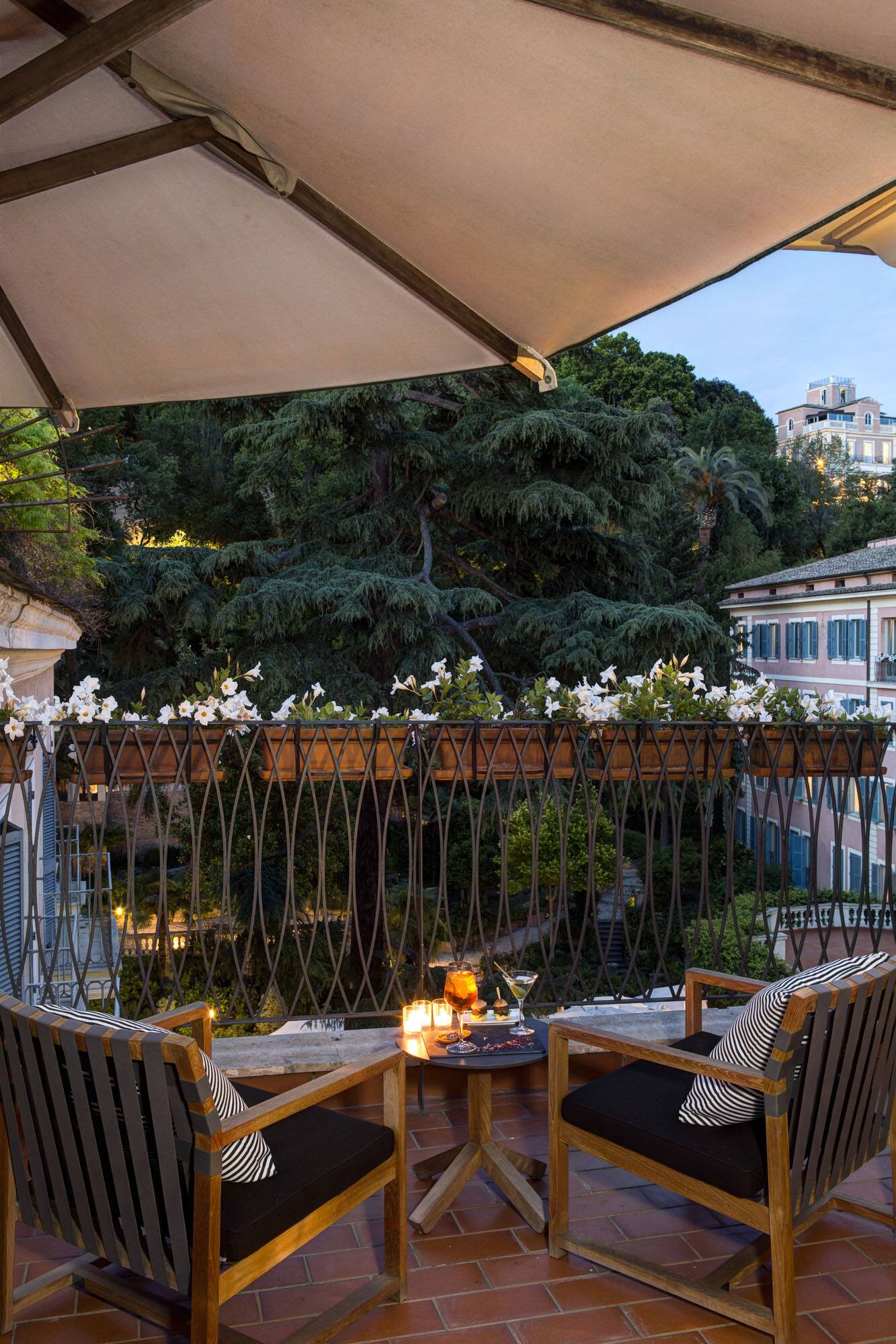 Hotel de Russie: 5-Star Luxury Hotel in Rome