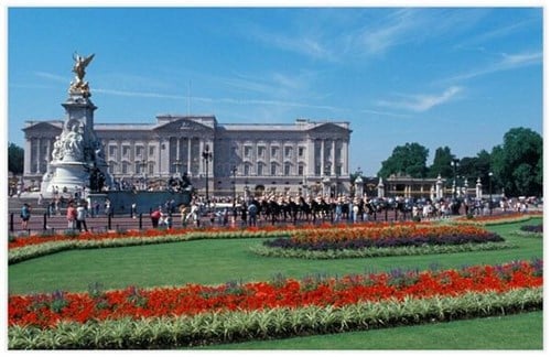 Buckingham Palace And Horseguards