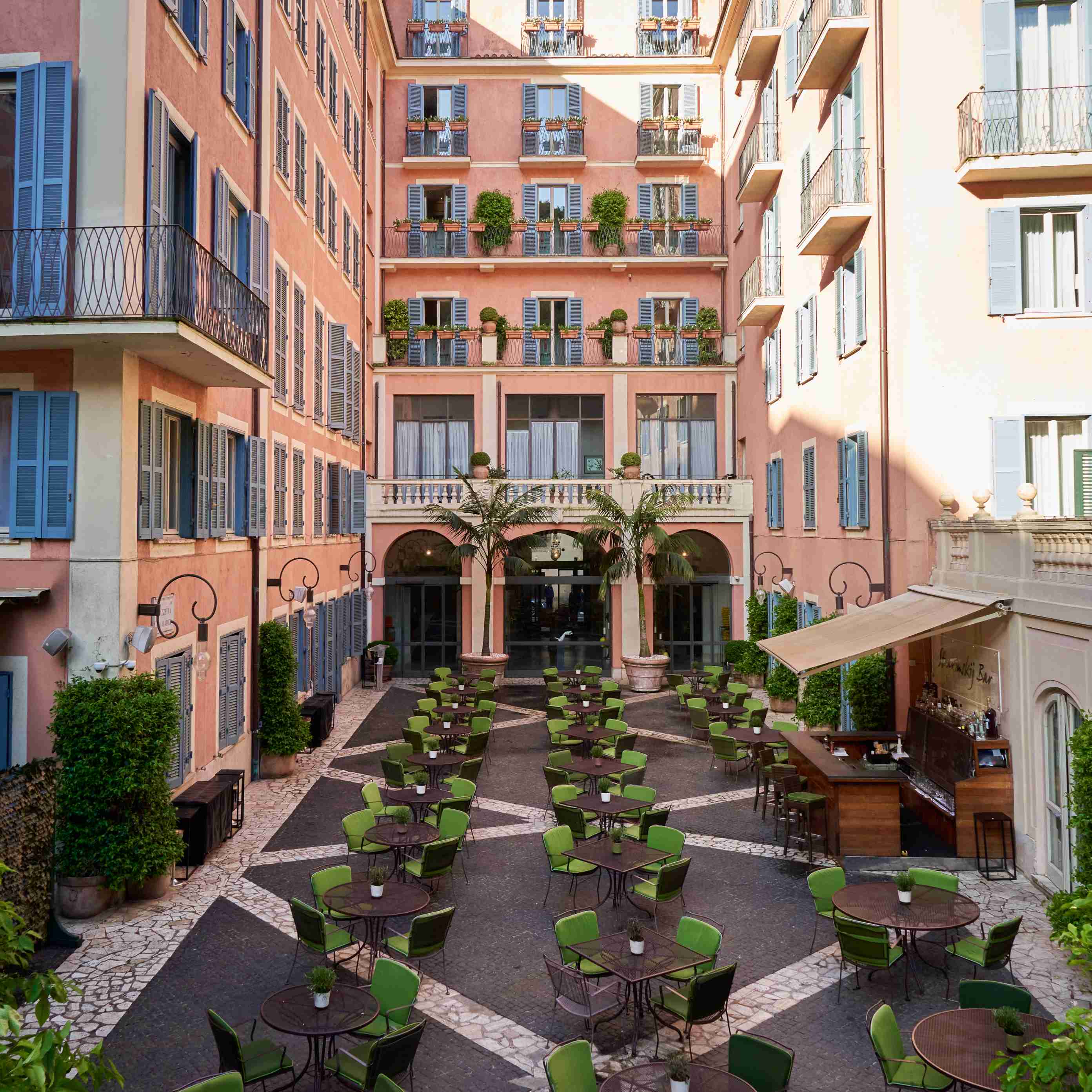 Hotel de Russie: Five Star Luxury Hotel in Rome